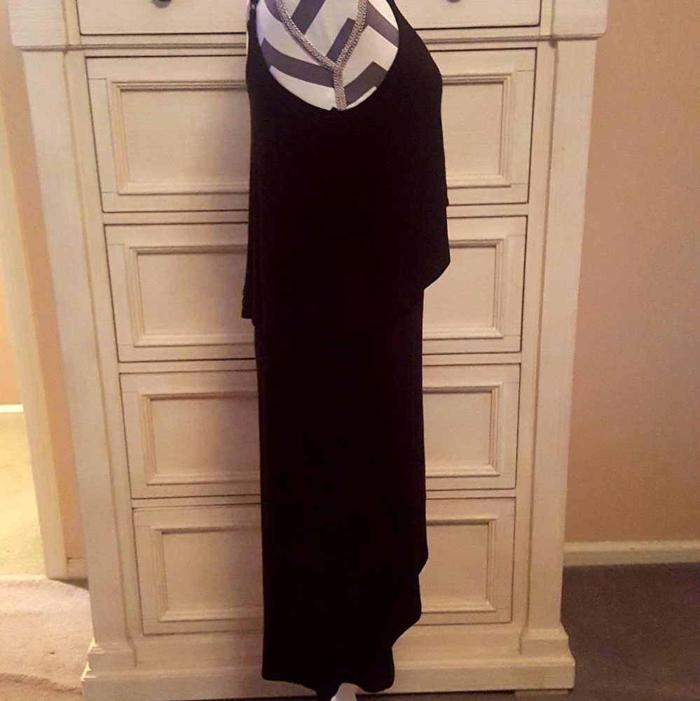Dress - Picture 6 of 7